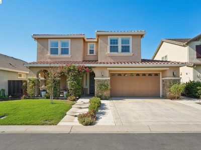 8586 Pinehollow Cir