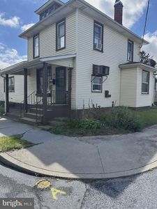 1540 Walnut St