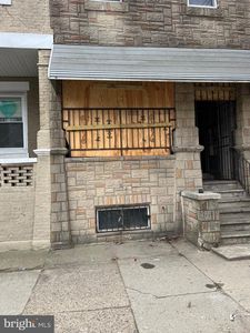 838 Snyder Ave