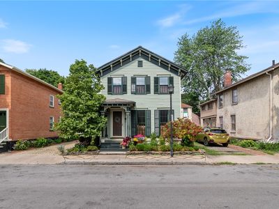 11 Greenwood St