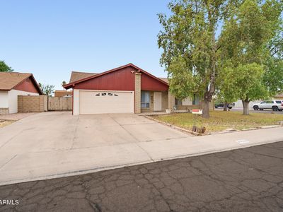 4020 W CORRINE Drive