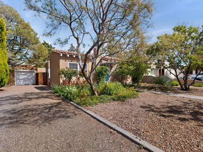 428 Solano Dr NE