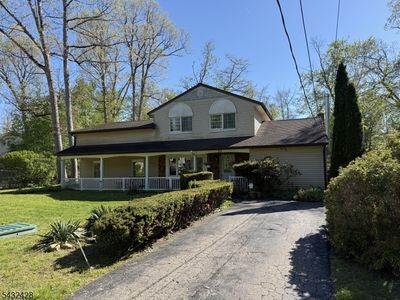 Property at 23 Lavina Trl, Oak Ridge, NJ