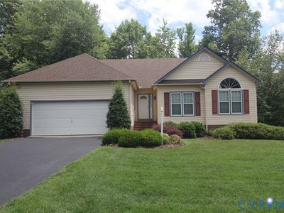 11811 Hardwood Dr