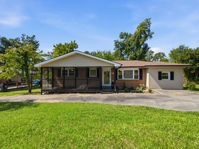 8228 Pine Ridge Rd