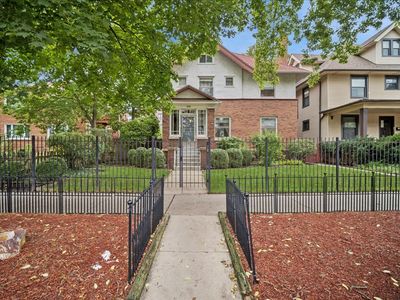 1616 W Jarvis Ave