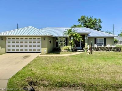3406 Peugeot St