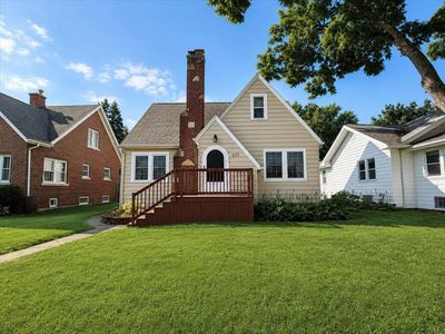 435 Campbell Ave