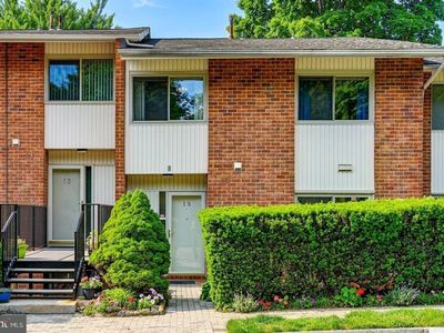 15 Stonehenge Cir #15