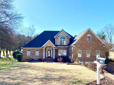 126 Emerald Dr