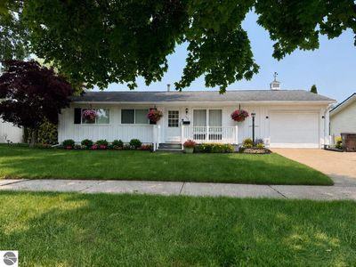 1307 South Dr