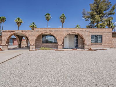 240 N Cloverland Ave