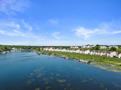 1416 South Delavan Club DRIVE