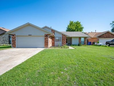 10605 Kristie Ln