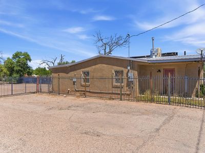 721 Isleta Blvd SW