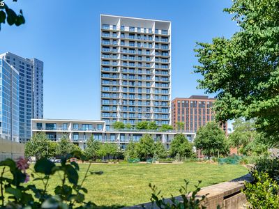 1150 NW Quimby St UNIT 406