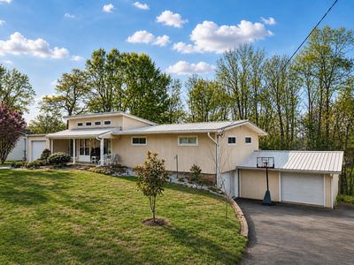 312 Hope Rd