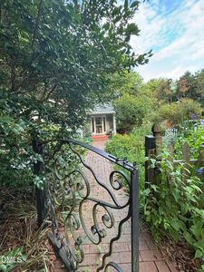 108 Jones St