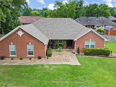 908 Deerfield Ct