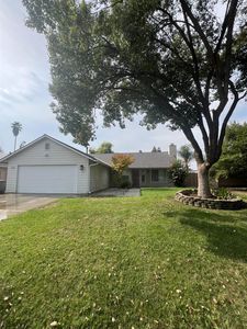 Property at 351 W Stanley Ave, Reedley, CA