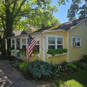 422 Oak Ave
