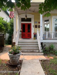 56 Westervelt Ave