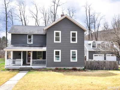 71 Cottage Street