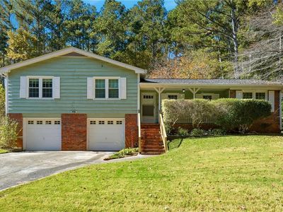 695 Teague Dr NW
