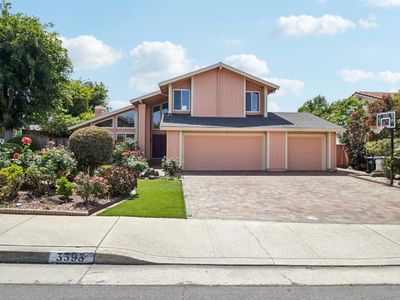 3393 Belgrove Cir