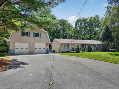 3960 Lakeshore Dr