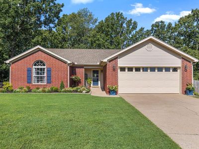 26 Twin Lakes Dr