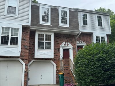 120 Spruce Ct
