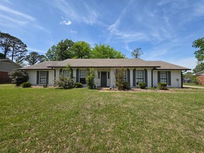 1206 Mockingbird Ln