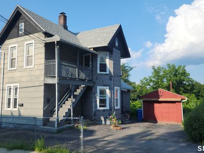 275 Congress Avenue