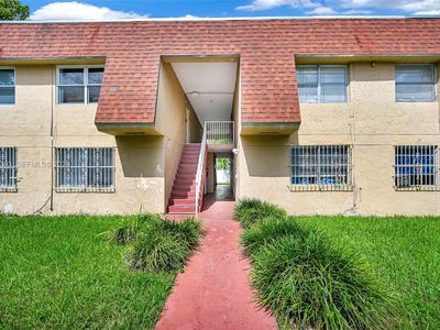 220 NW 107th Ave APT 204