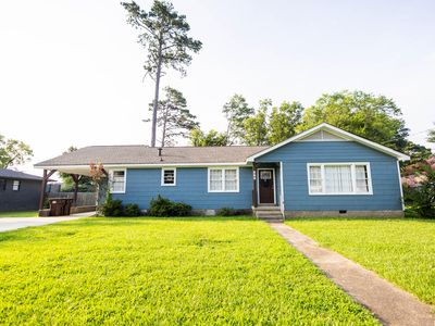 Property at 911 8th Ave N, Amory, MS