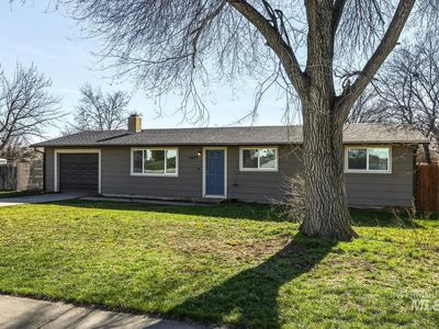 10087 W Vixen Dr