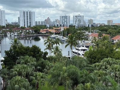 3610 Yacht Club Dr APT 713