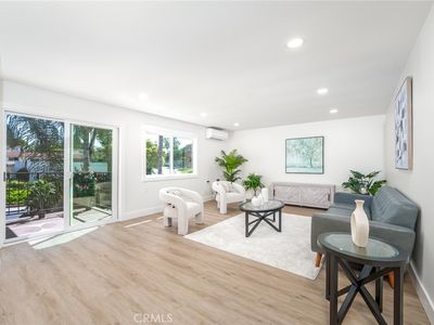 2393 Via Mariposa West 2f