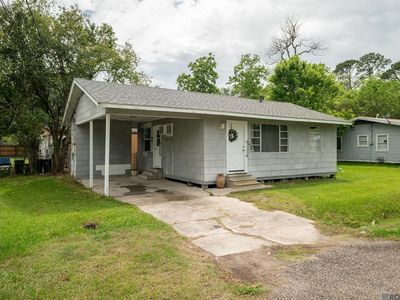 203 W Caroline St