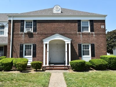 35 Elmwood Ter #35