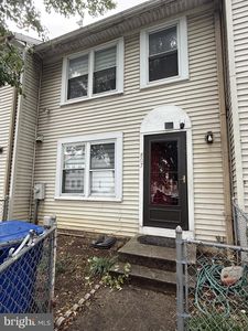 807 Showell Ct