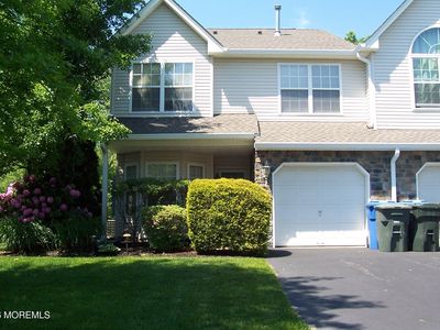 61 Maywood Run