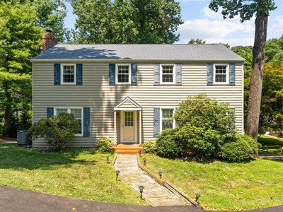 1615 Russell Rd