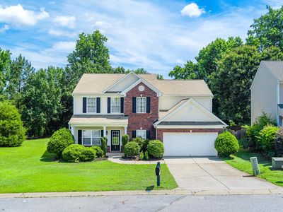 38 Golden Acre Ct