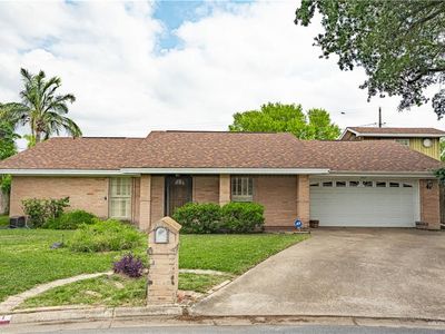 501 W Esperanza Ave