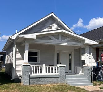 314 E Eichel Ave