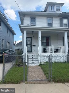 24 S 32nd St