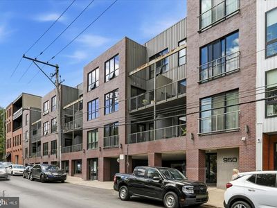 934 N 3rd St APT 302