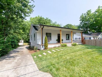 2316 Foster Ave